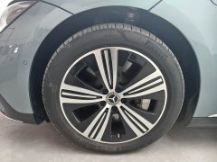 Mercedes-Benz EQE 500 4MATIC Luxury - ფოტო 10