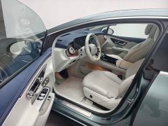 Mercedes-Benz EQE 500 4MATIC Luxury - ფოტო 11
