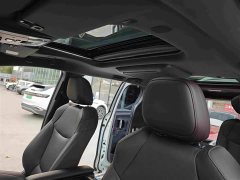 Toyota Sienna 2021 2.5L Hybrid Platinum Edition - ფოტო 17