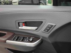 Toyota Sienna 2021 2.5L Hybrid Platinum Edition - ფოტო 18