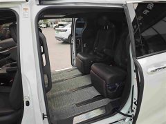 Toyota Sienna 2021 2.5L Hybrid Platinum Edition - ფოტო 7
