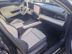 Volkswagen Passat 2025 Pro 380TSI Dragon Prestige Edition - ფოტო 5