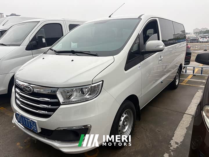 Ruifeng M3 PLUS 1.8L Manual Classic 5-Seater