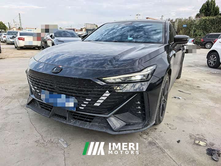 Changan UNI-V 1.5T Premium - ავტომობილი ჩინეთიდან