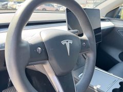 Tesla Model Y Rear-Wheel Drive - ფოტო 11