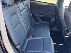 Tesla Model Y Rear-Wheel Drive - ფოტო 17
