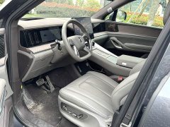 Denza BYD Denza N9 Flagship - ფოტო 4