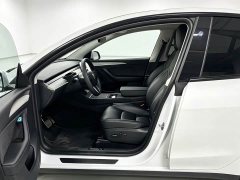 Tesla Model Y Long Range All-Wheel Drive - ფოტო 3