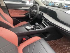 Changan Eado Enjoy Plus Blue Whale NE 1.4T GDI DCT Luxury Edition - ფოტო 11