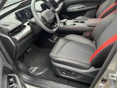Changan Oushan Z6 Blue Whale 1.5T DCT Smart Edition - ფოტო 10