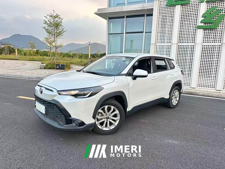 Toyota Frontlander 2.0L CVT Elite
