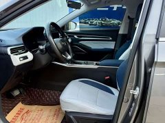 Geely Emgrand 4th Generation 1.5L CVT Flagship - ფოტო 4