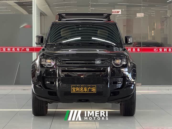 Land Rover Defender 110 3.0T P400 Dark Edition