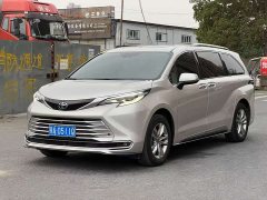 Toyota Sienna 2021 2.5L Hybrid Platinum Edition - ფოტო 1