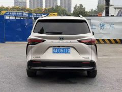 Toyota Sienna 2021 2.5L Hybrid Platinum Edition - ფოტო 17