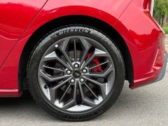 Ford Focus Hatchback EcoBoost 180 Automatic ST Line - ფოტო 10