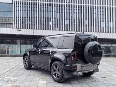Land Rover Defender 110 3.0T P400 X-Dynamic HSE - ფოტო 15