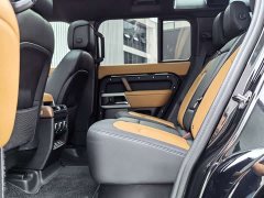 Land Rover Defender 110 3.0T P400 X-DYNAMIC HSE - ფოტო 11