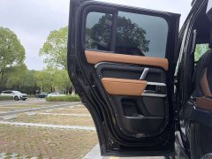 Land Rover Defender 2024 110 3.0T P400 X-DYNAMIC HSE - ფოტო 12