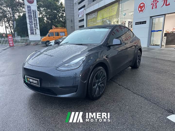 Tesla Model Y 2024 Rear-Wheel Drive - ავტომობილი ჩინეთიდან