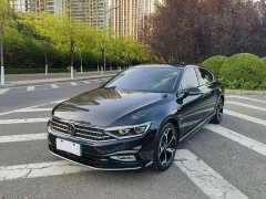 Volkswagen Magotan 2 Million Units Commemorative Edition 330TSI DSG Luxury - ფოტო 1