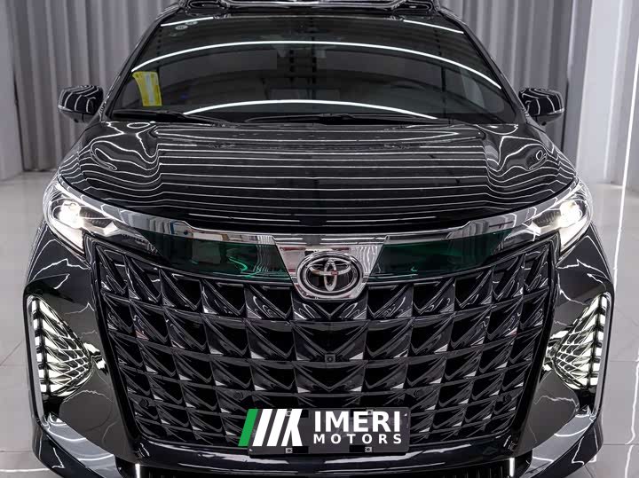 Toyota Gravia 2.5L Hybrid Comfort Edition