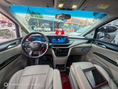 Buick GL8 Land Business Class 652T Premium - фото 5