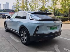 Cadillac IQ Sharp Song 2022 Rear-Wheel Drive Long Range Luxury - ფოტო 9