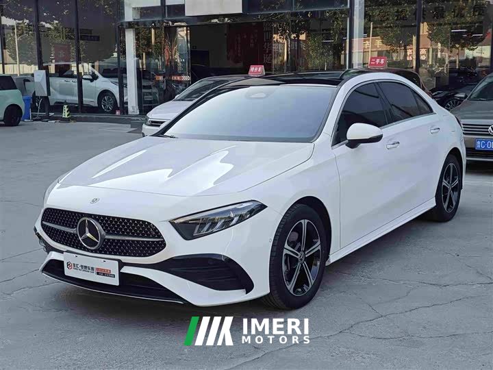 Mercedes-Benz A-Class Facelift A 200 L Fashion Edition