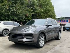Porsche 2019 Cayenne 3.0T - ფოტო 3