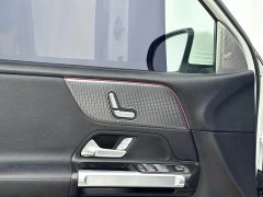 Mercedes-Benz GLB 200 Dynamic - ფოტო 8