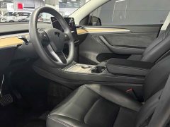 Tesla Model Y Long Range All-Wheel Drive - ფოტო 4
