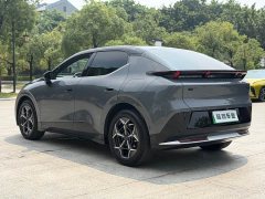 Lynk & Co Geely Lynk & Co 20 530km Rear-wheel Drive Max - ფოტო 6