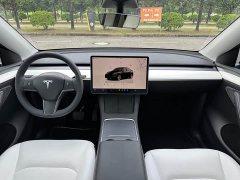 Tesla Model Y 2022 Facelift Rear-Wheel Drive - ფოტო 13