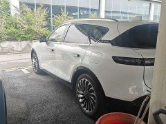Voyah Lantu FREE Four-Wheel Drive Standard Extended Range Exclusive Luxury Package - ფოტო 11