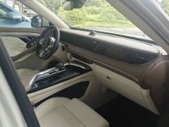Voyah Lantu FREE Four-Wheel Drive Standard Extended Range Exclusive Luxury Package - ფოტო 9