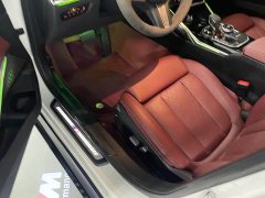 BMW 3 Series 320i M Sport Package - ფოტო 17