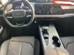 Changan Oushan Z6 Blue Whale 1.5T DCT Smart Comfort Edition - ფოტო 3
