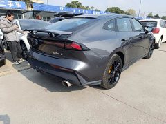 Changan UNI-V 1.5T Deluxe - ფოტო 18