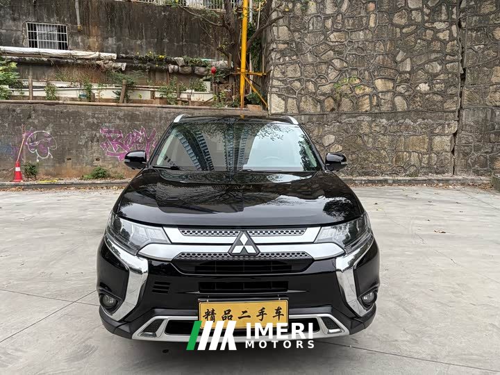 Mitsubishi Outlander 2020 2.4L AWD Enjoy Edition 7-Seater - ავტომობილი ჩინეთიდან
