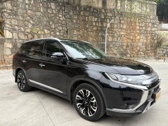 Mitsubishi Outlander 2020 2.4L AWD Enjoy Edition 7-Seater - ფოტო 2