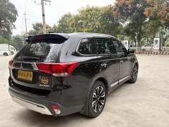 Mitsubishi Outlander 2020 2.4L AWD Enjoy Edition 7-Seater - ფოტო 7