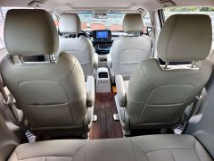 Buick GL8 Land Business Class Comfort Edition - ფოტო 9