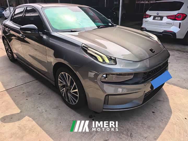 Lynk & Co 03 2.0T Diesel DCT Vigor Plus
