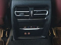 BMW 3 Series 330i M Sport Night Edition Package - ფოტო 11