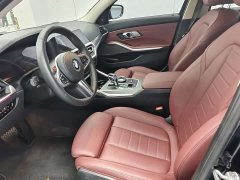 BMW 3 Series 330i M Sport Night Edition Package - ფოტო 4