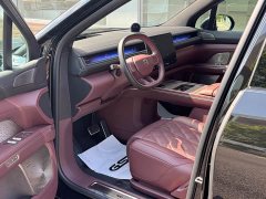 NIO ES8 2026 Six-Seat Executive Signature Edition - ფოტო 4