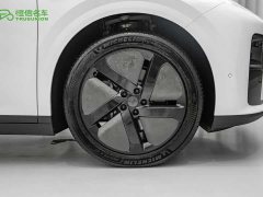 Li Auto i8 Standard Edition - ფოტო 4