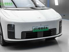Li Auto i8 Standard Edition - ფოტო 2