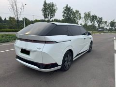 Xpeng X9 Pure Electric 650 Long Range Max - ფოტო 4